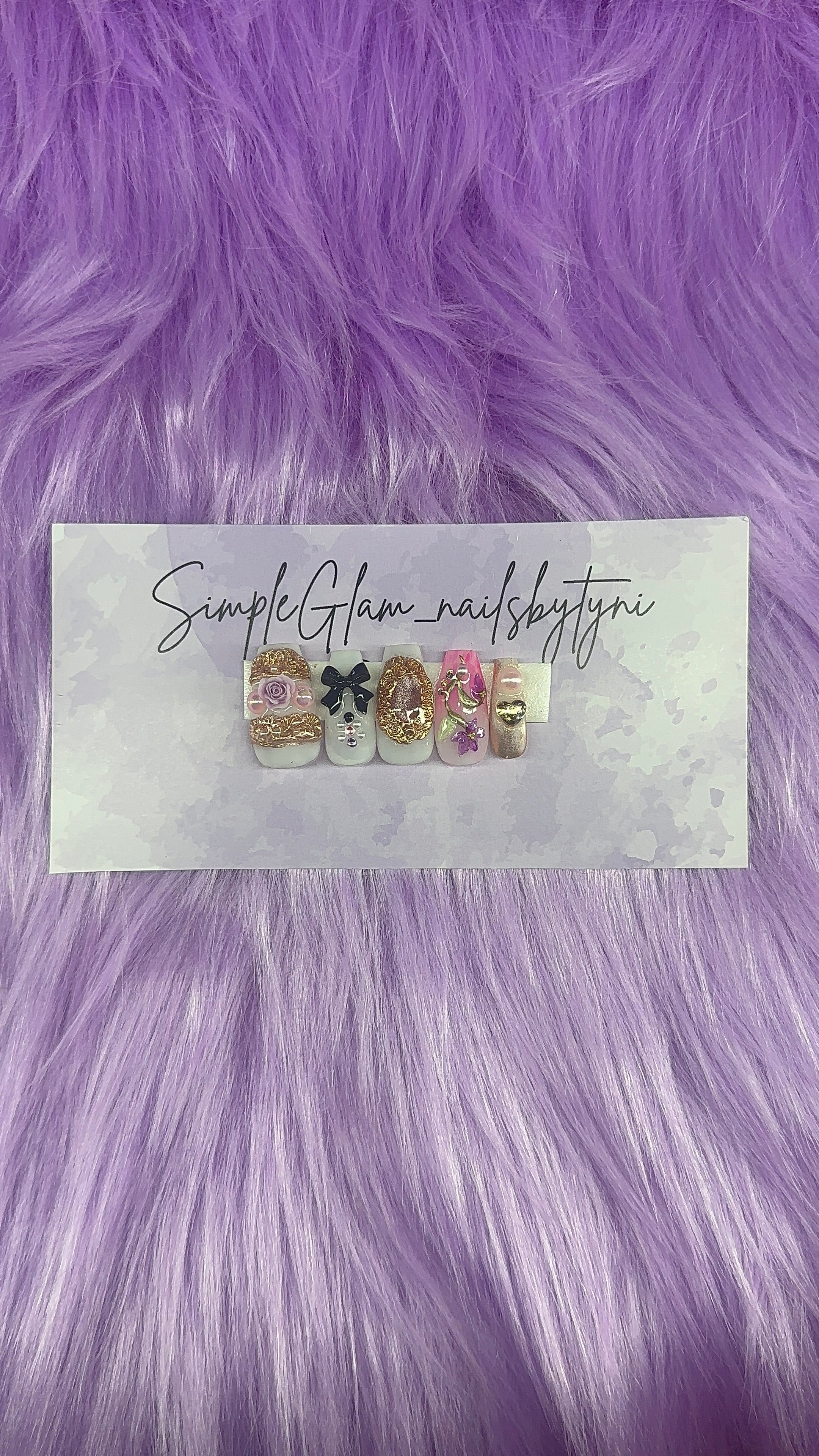 Press-on Nails Simpleglam_nailsbytyni
